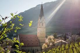 die Pfarrkirche Tramin