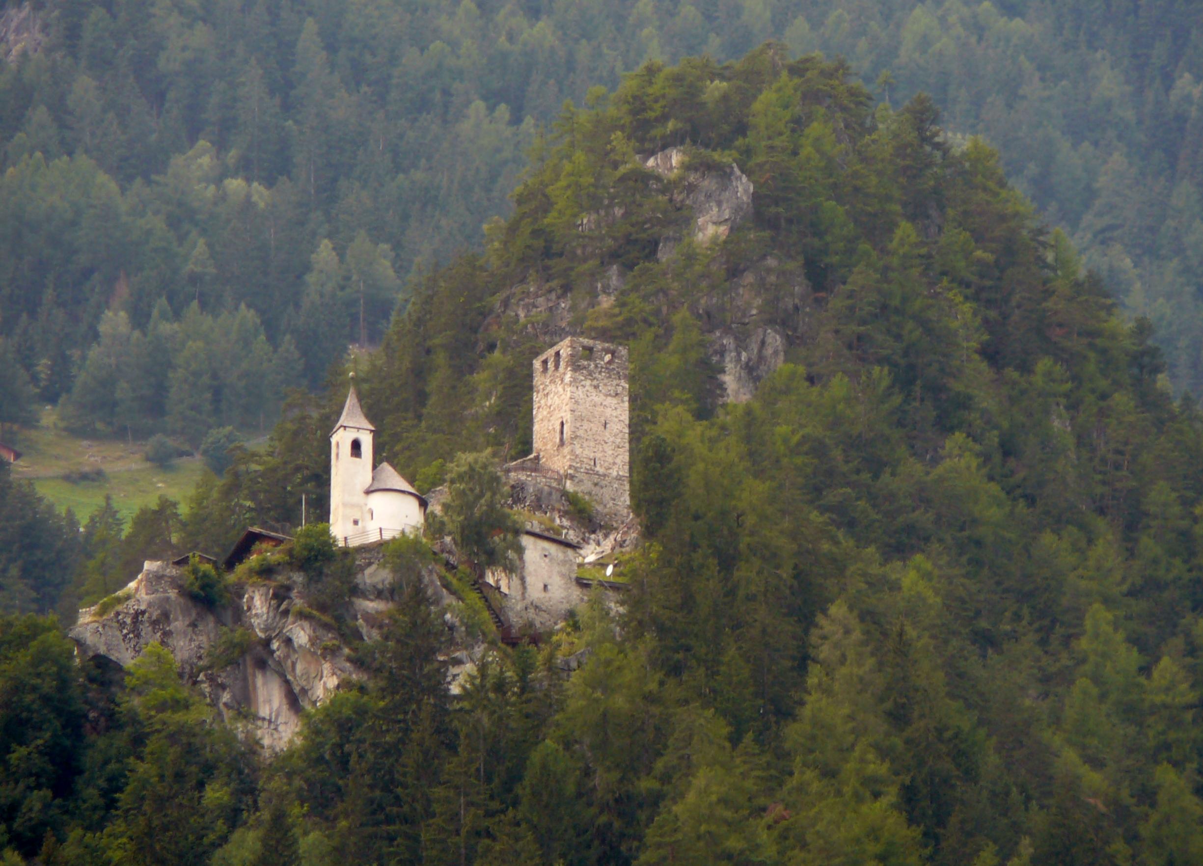 Burg Uttenheim