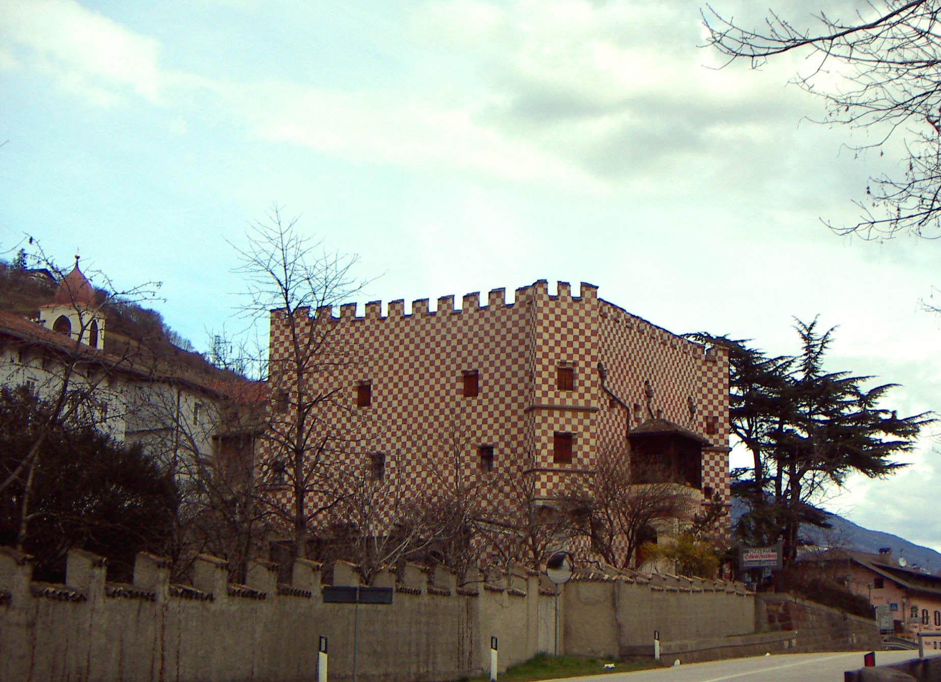 Castel Friedburg