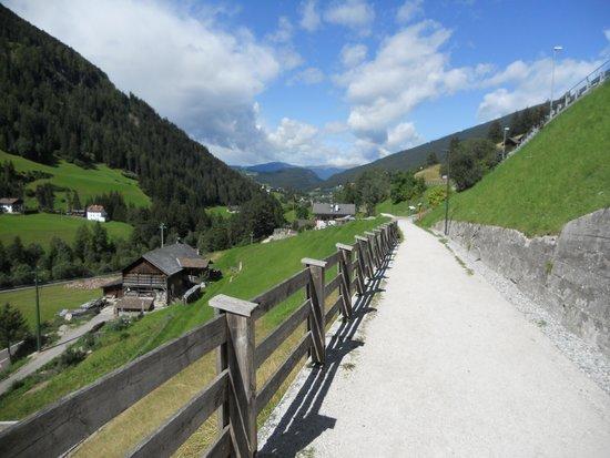 Sentiero del Trenino della Val Gardena