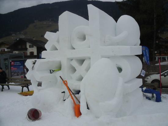 Sculture in neve