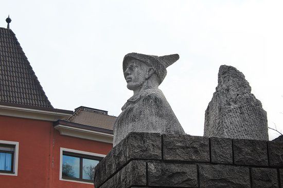 il Monumento agli Alpini