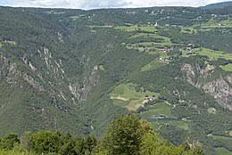 die Burg Stein am Ritten